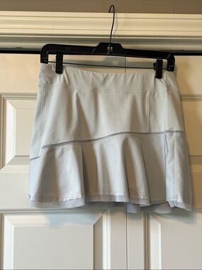 Inphorm Light Gray Women's Flounce Skirt - size medium